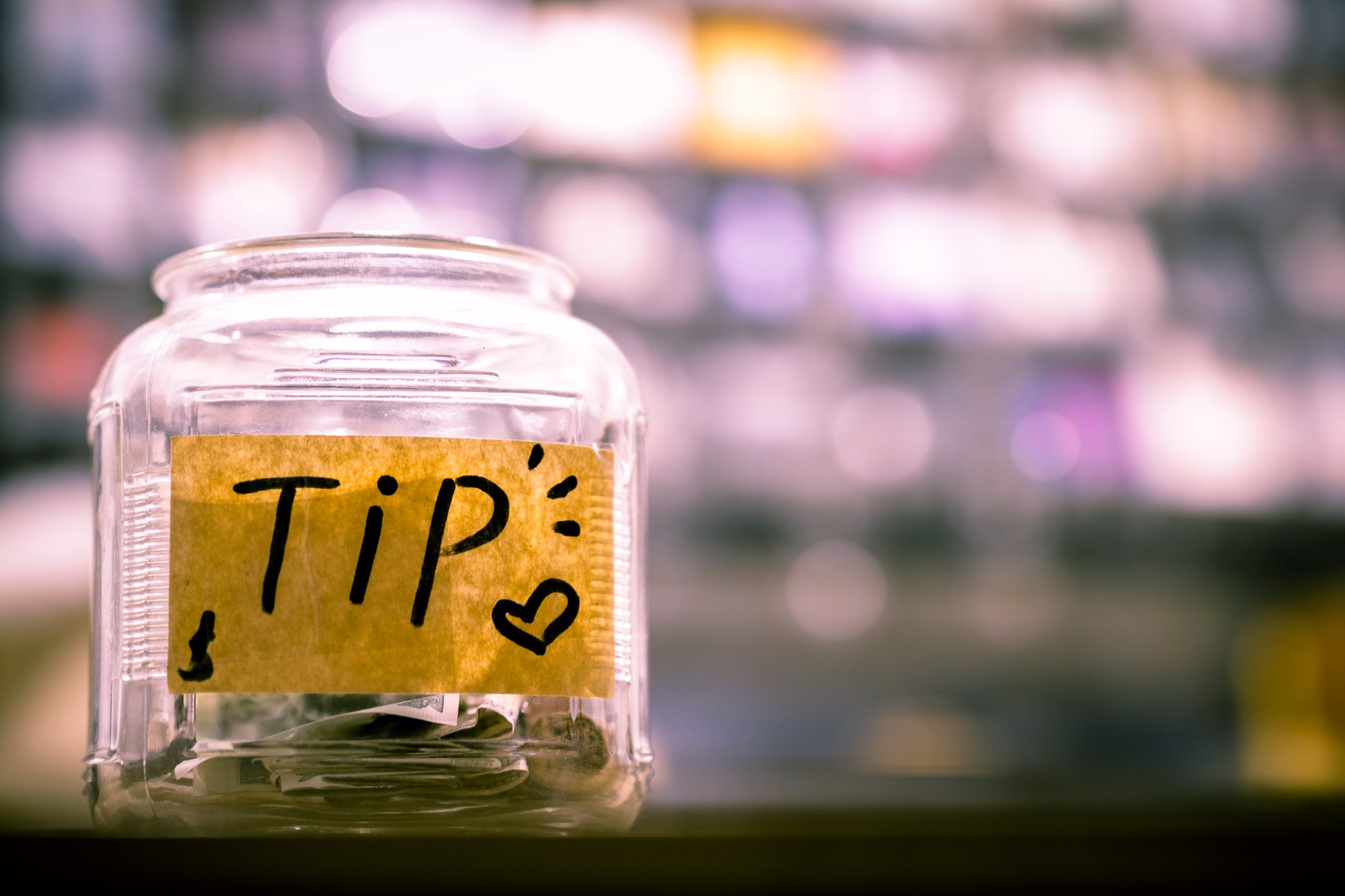 ტიფები "tips"